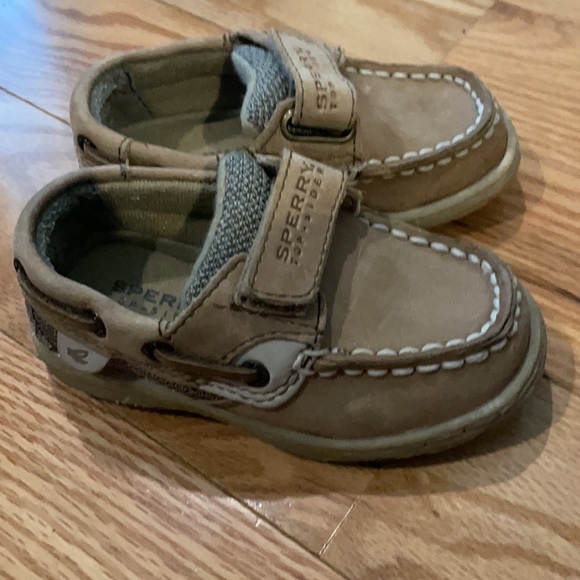 Kids Sperry top sider Velcro closure size 6 - Picture 2 of 6